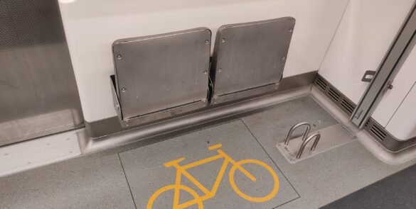 Mumbai Metro 2A (Yellow Line) Train