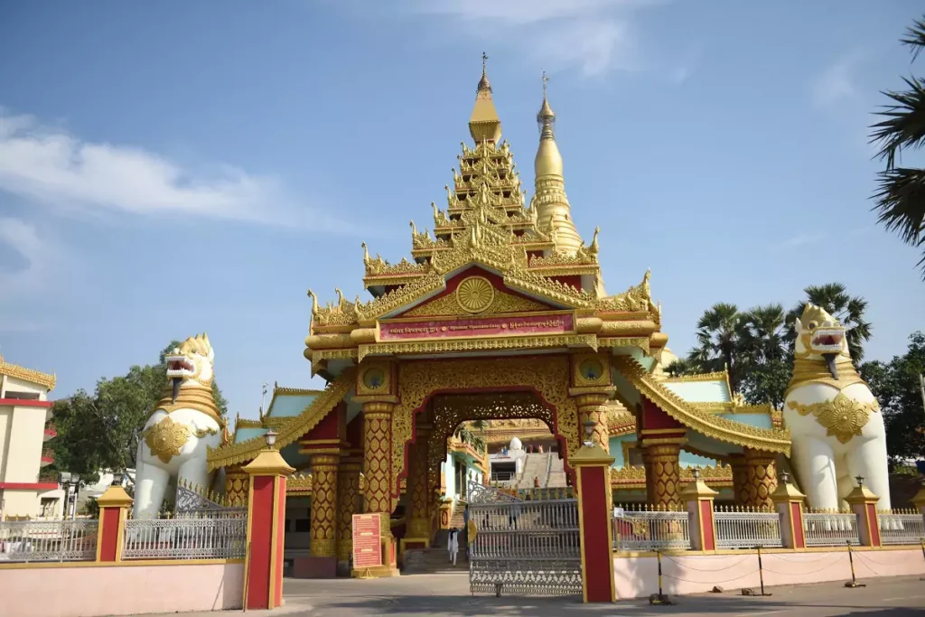 global vipassana pagoda entry gate