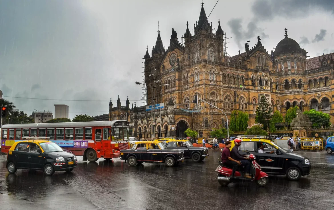 Mumbai Rain CST