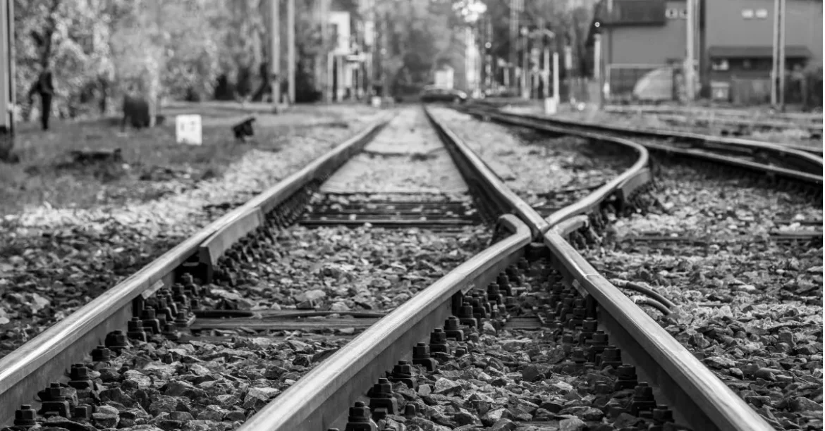 Western Railway to Block Grant Road to Mumbai Central for 13-Hour Maintenance